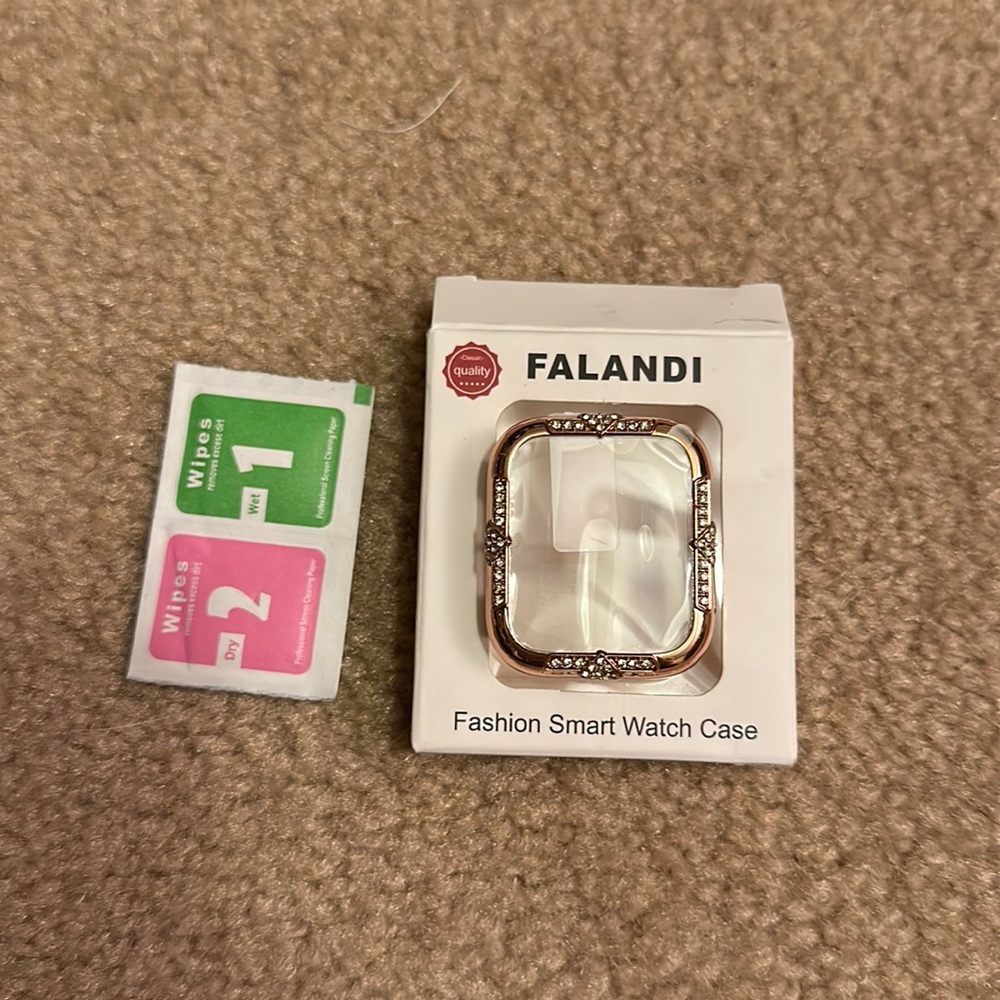 Women’s smart watch cover and screen protector